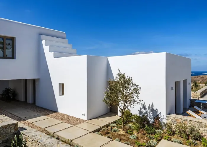 Отель Camarades Mykonos *