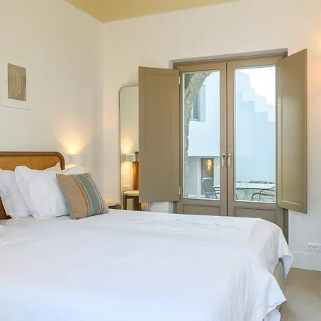 Camarades Mykonos Ξενοδοχείο *