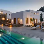Camarades Mykonos 호텔 *