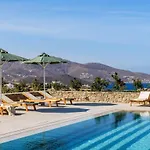 Camarades Mykonos * Áno Merá