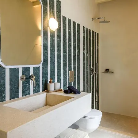 Camarades Mykonos מלון *