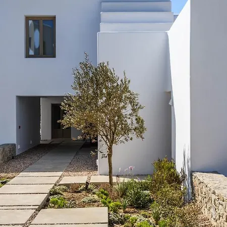 Camarades Mykonos מלון