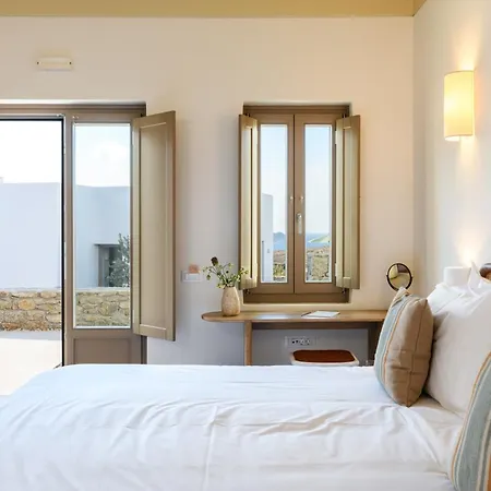 Camarades Mykonos Ano Mera