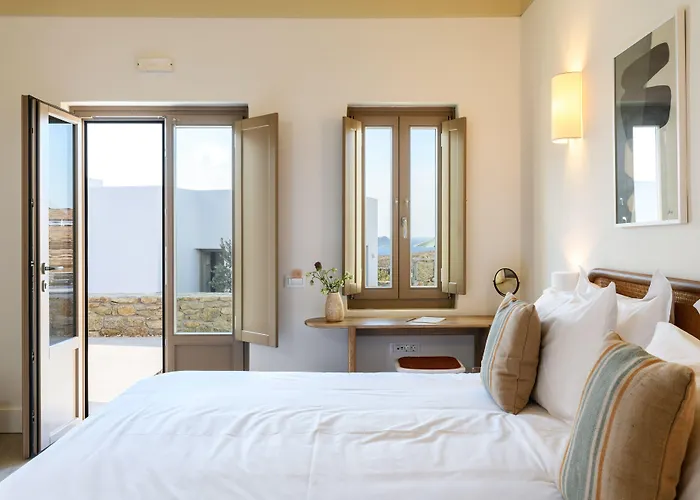 Camarades Mykonos * Ano Mera