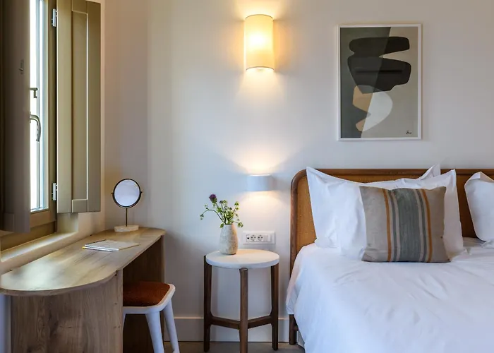 Camarades Mykonos * أنو ميرا