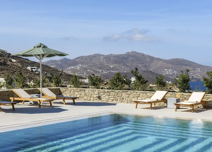 Camarades Mykonos أنو ميرا